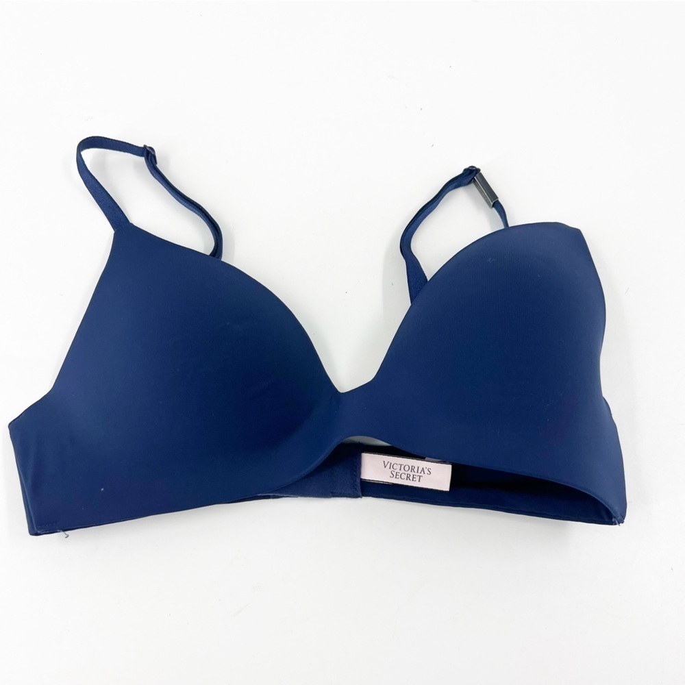✅ Victoria Secret‎ No Wire Sans Armature 32C BLUE